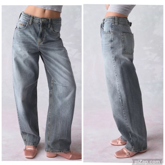 BDG Denim - BDG Logan Buckel Barrel Boyfriend Jeans